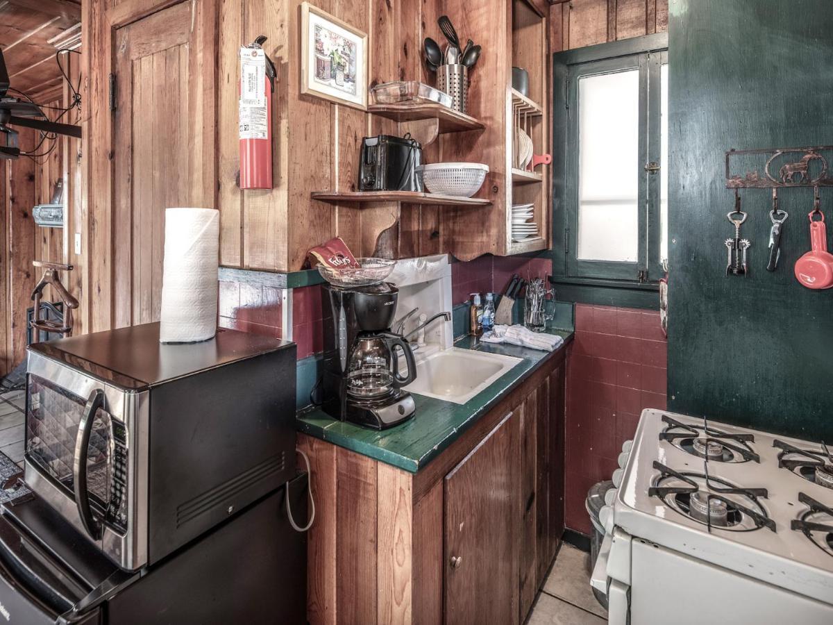 Apache Village 10, King Studio, Midtown, Sleeps 2 Ruidoso Exteriör bild